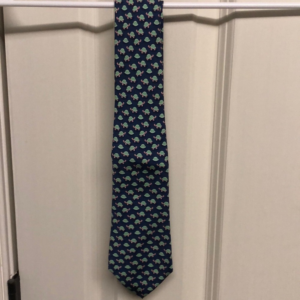 Boys vineyard vines tie